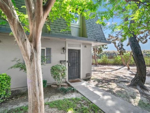 Condo for sale in Lodi, California