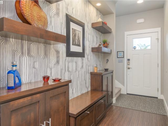 Townhouse for sale in Eugene