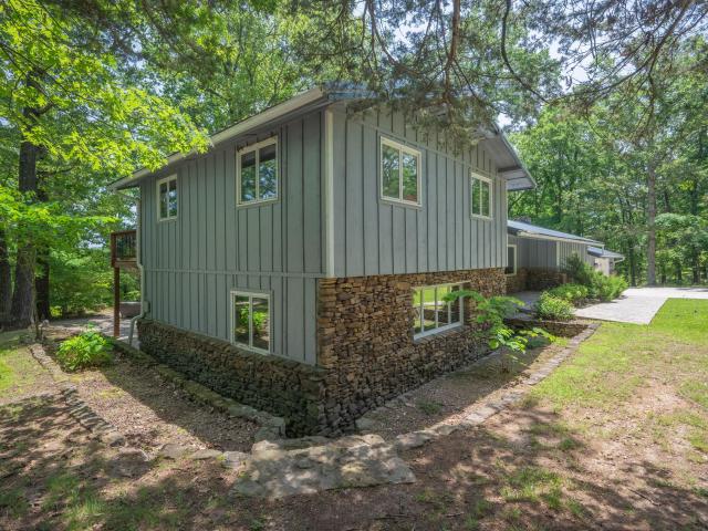 House for sale in Barry, Missouri