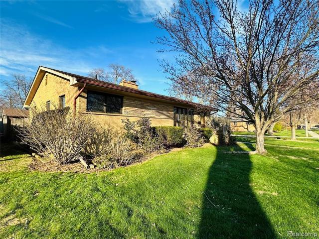 House for sale in Saint Clair Shores, Michigan