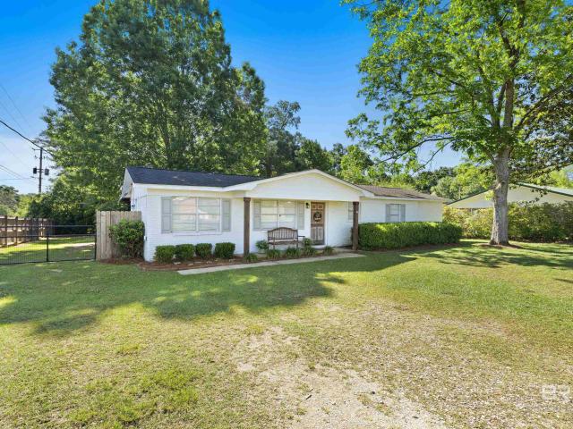 House for sale in Robertsdale, Alabama
