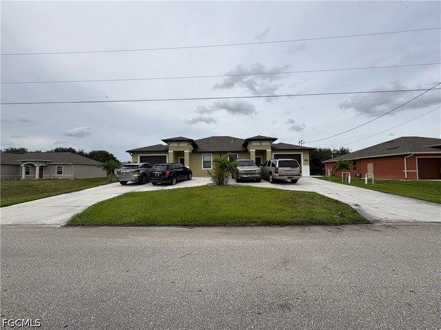 House for sale in Lehigh Acres