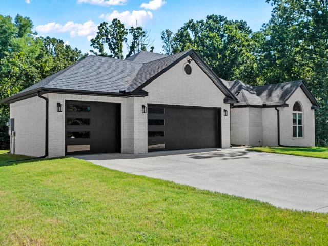 House for sale in Ark