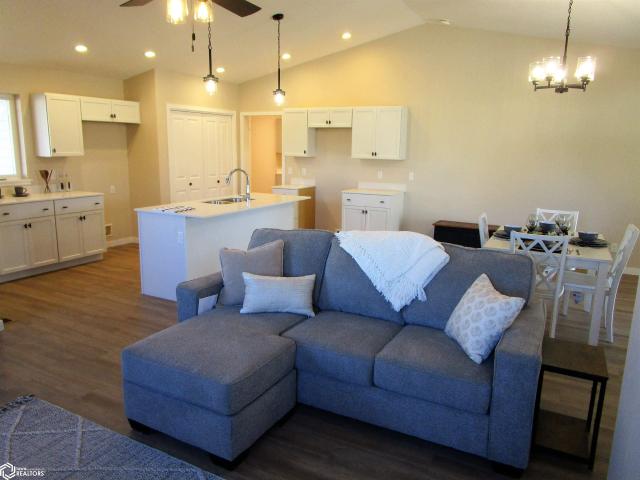 Condo for sale in Iowa Falls, Iowa