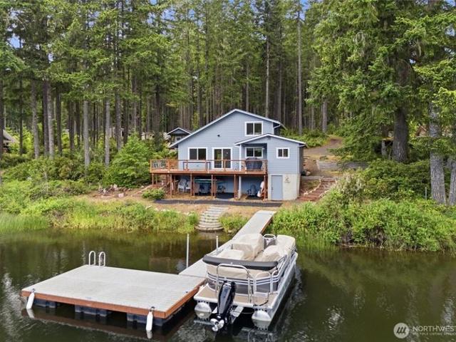 House for sale in Tahuya, Washington