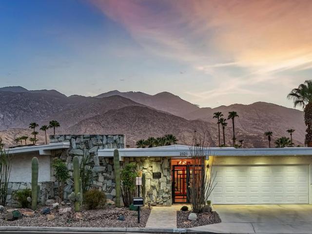Condo for sale in Palm Springs, Riverside County