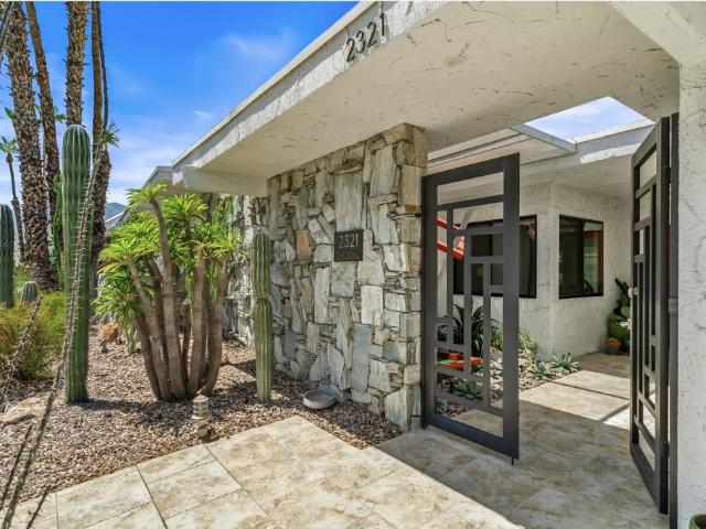Condo for sale in Canyon Estates, Palm Springs