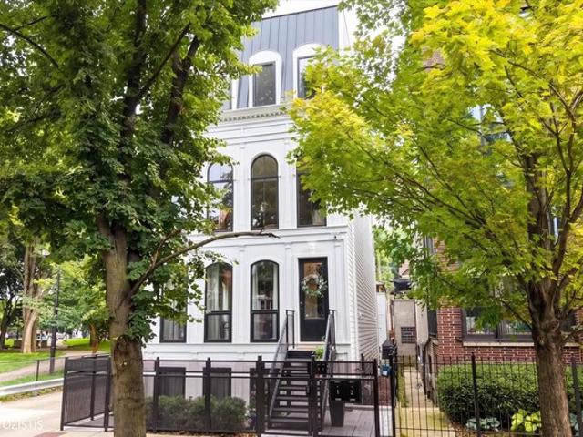 Condo for sale in Chicago, Cook County