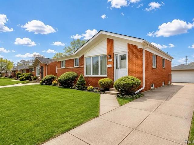 House for sale in Warren, Michigan
