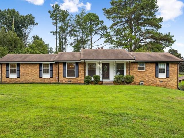 House for sale in Beachaven, Clarksville