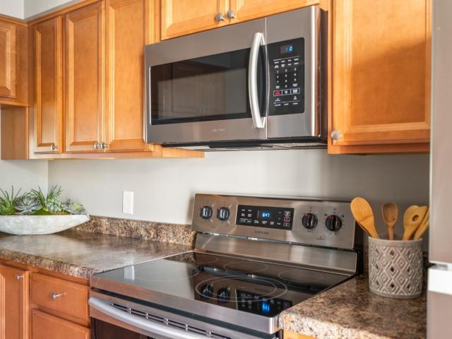 Condo for sale in Twin Springs Garden Villa Condominiums, Forest