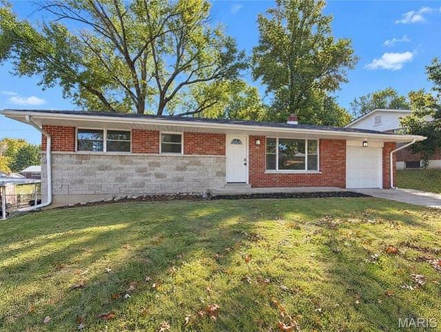 House for sale in Saint Louis