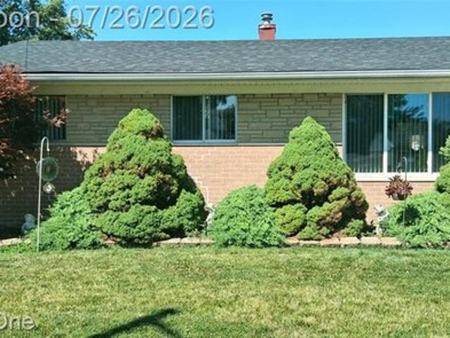 House for sale in Saint Clair Shores, Michigan