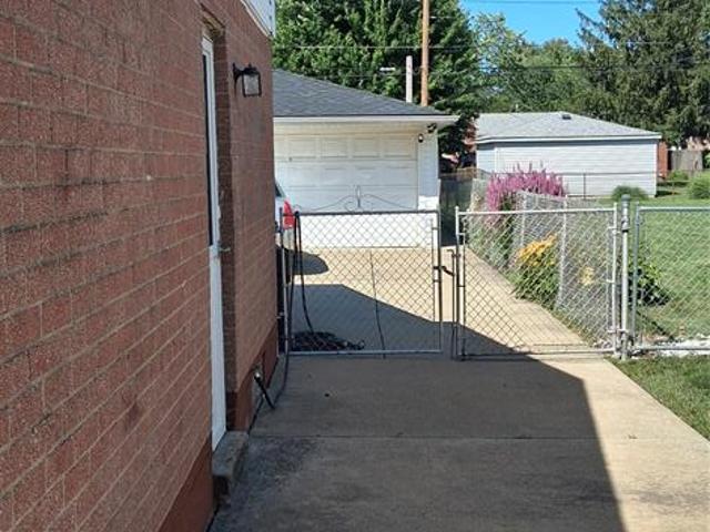 House for sale in Saint Clair Shores, Michigan