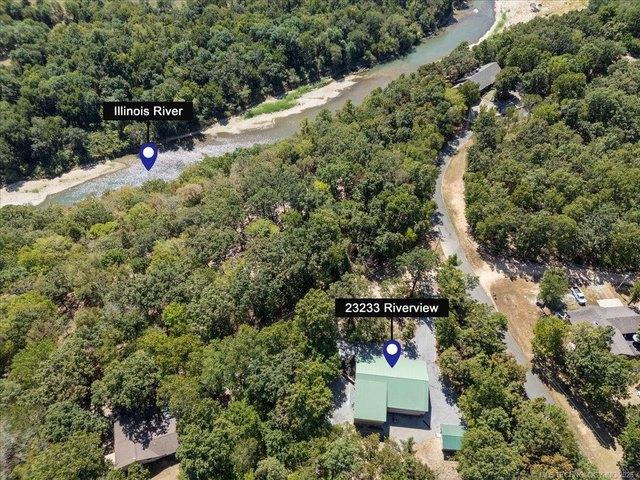 House for sale in Kansas, Delaware County