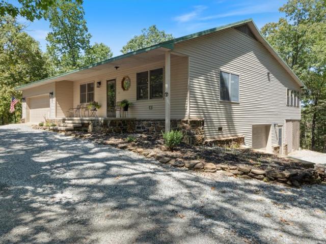 House for sale in Chewey, Kansas