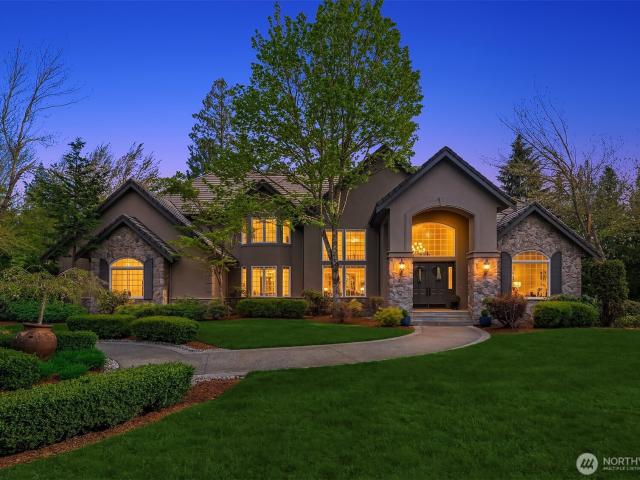 House for sale in Maple Valley, Washington