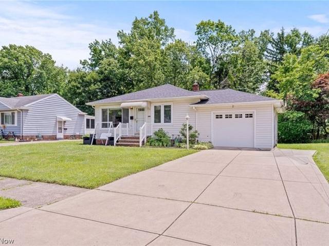 House for sale in North Olmsted, Ohio