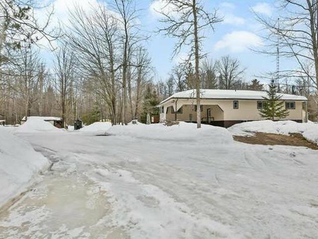 House for sale in Renfrew, Ontario