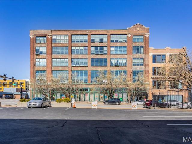 Condo for sale in Saint Louis, Missouri