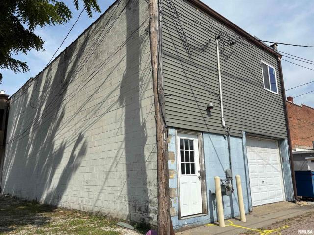 Commercial for sale in Clinton, Iowa