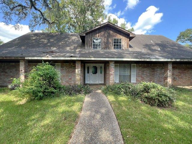 House for sale in West Columbia, Texas