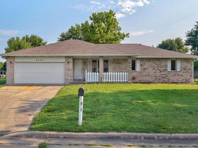 House for sale in Bolivar, Missouri