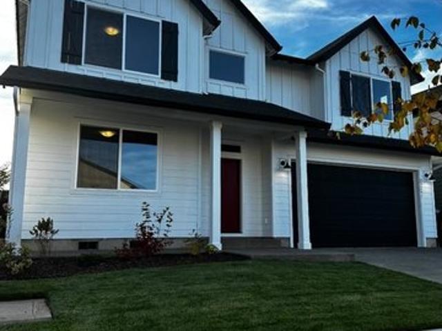 House for sale in Oregonia