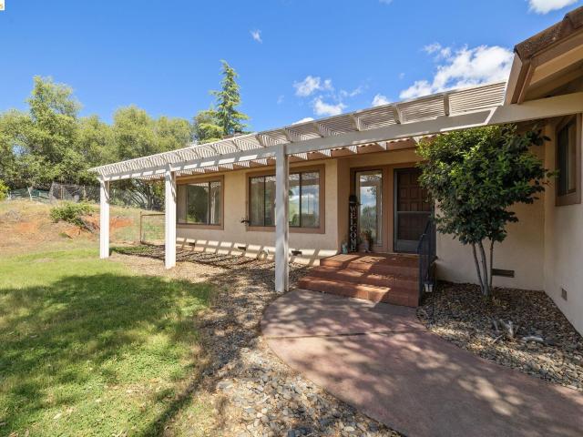 House for sale in Columbia, California