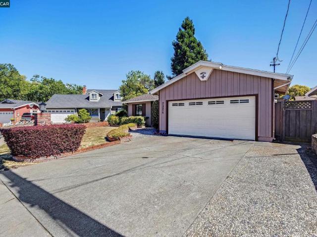 House for sale in Pinole, California