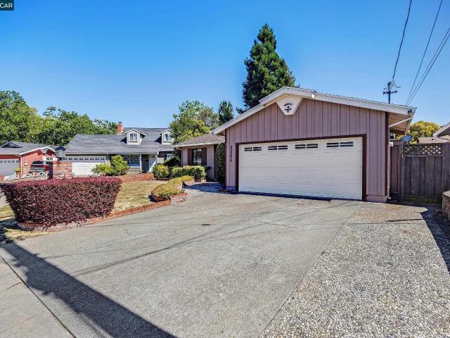 House for sale in Pinole, California