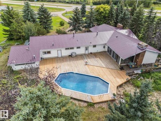House for sale in Alberta