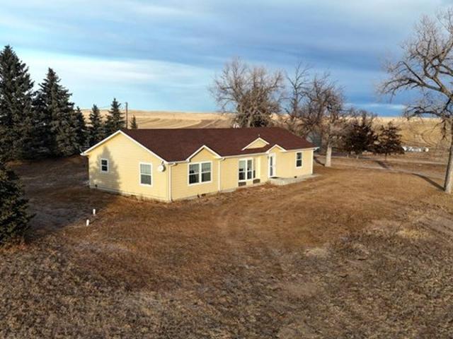 Farm for sale in Bushnell, Kimball County
