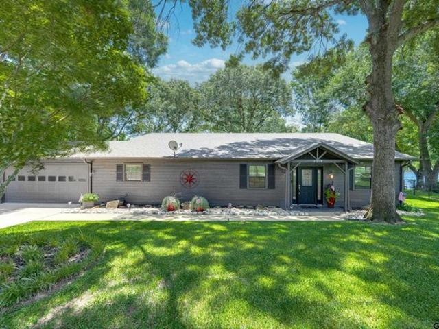 House for sale in Frankston, Texas