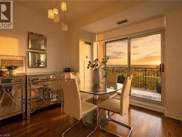 Condo for sale in Oakville, Ontario