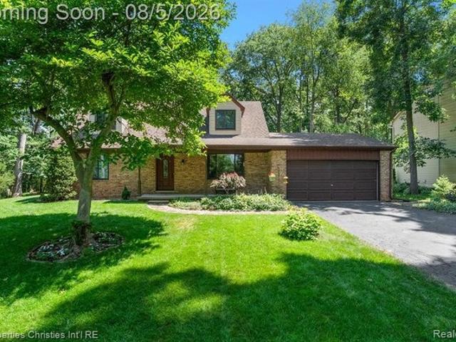House for sale in West Bloomfield, Michigan