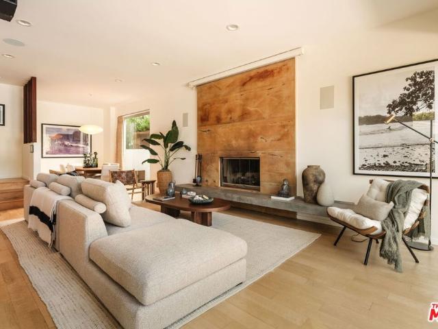 House for sale in Venice Canal Historic District, Los Angeles