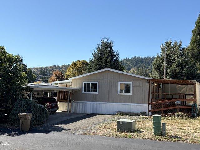 House for sale in Grants Pass, Josephine County
