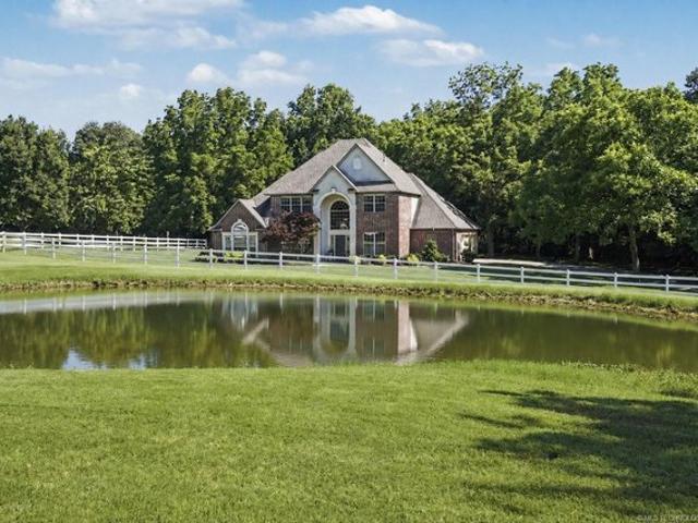 House for sale in Rogers, Oklahoma