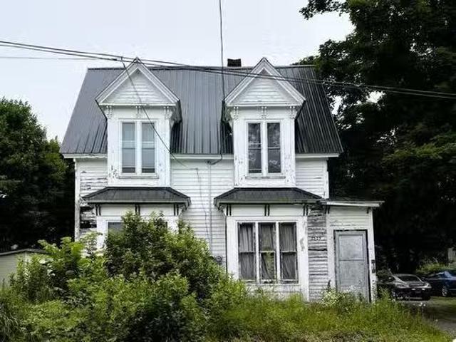 House for sale in Parrsboro, Nova Scotia