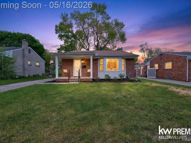 House for sale in Oak Park, Michigan