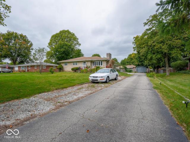 House for sale in Homecroft, Indiana