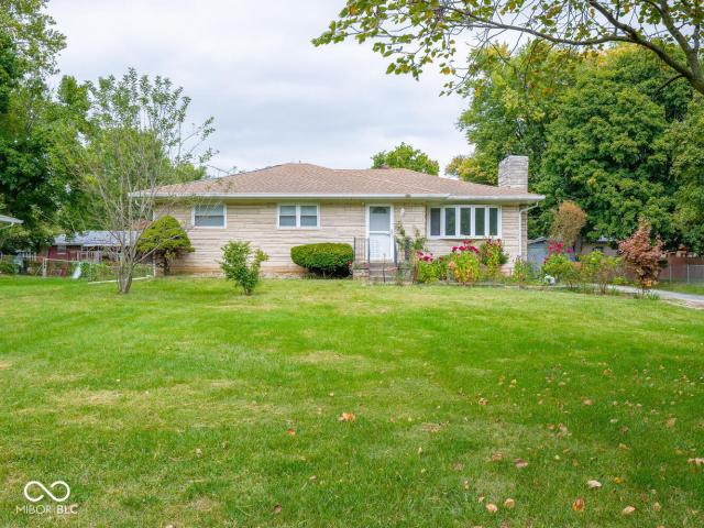House for sale in Homecroft, Indiana