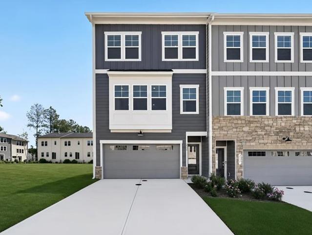 Townhouse for sale in Apex, Wake County