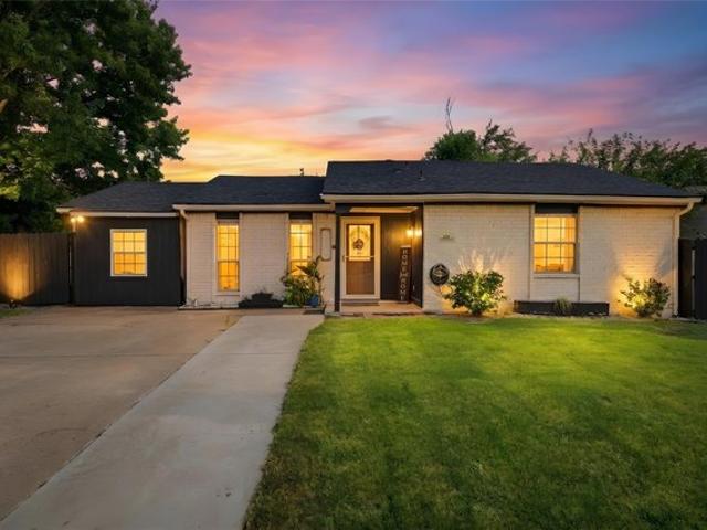 House for sale in Arlington, Texas