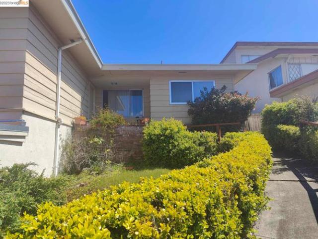 House for sale in El Cerrito, California
