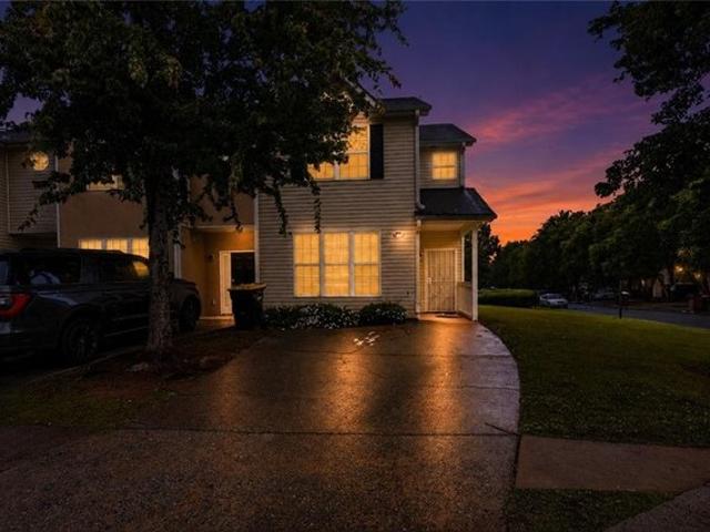 Townhouse for sale in Hampton, Georgia