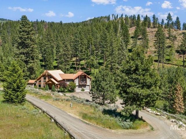 House for sale in Cambridge, Idaho