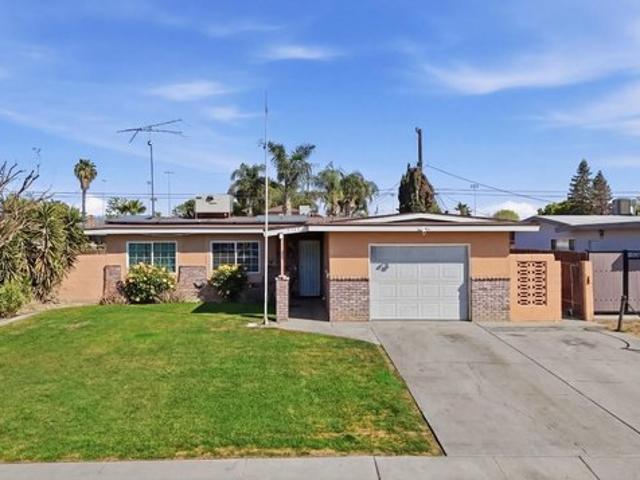 House for sale in Wasco, California