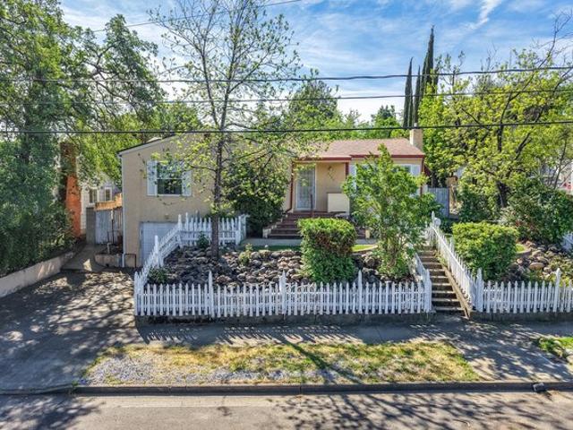 House for sale in Shasta, California